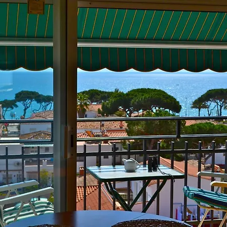 Apartment Los Pinares Seaview