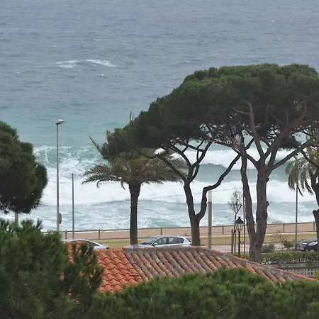 Los Pinares Seaview Blanes